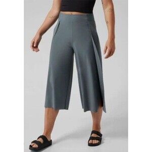 Athleta Womens Pants Size 18 Cosmic Wrap Pant Minimalistic Gray Crop Wide Leg